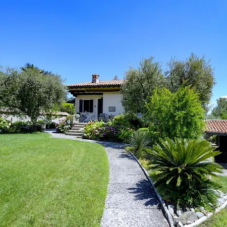 Casa Montecolo By Garda Manerba del Garda